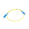 Kabel patch serat optik